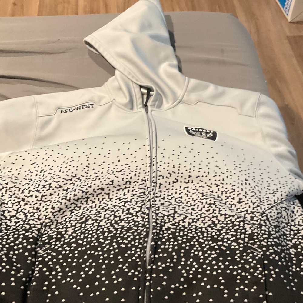 Reebok NFL On-Field Full-Zip Hoodie in Light Gray & White